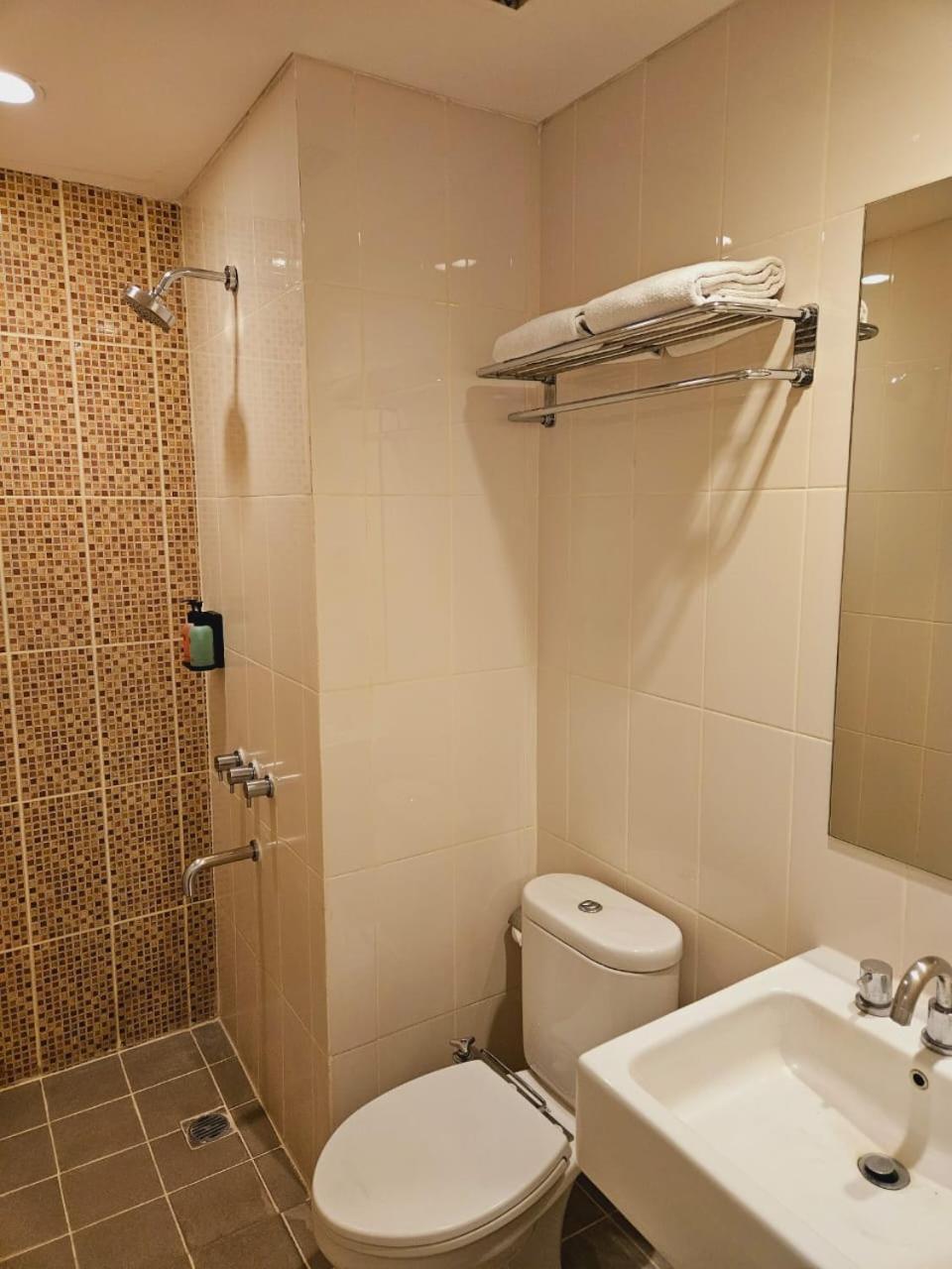 Amaris Hotel Cihampelas Bandung Eksteriør bilde