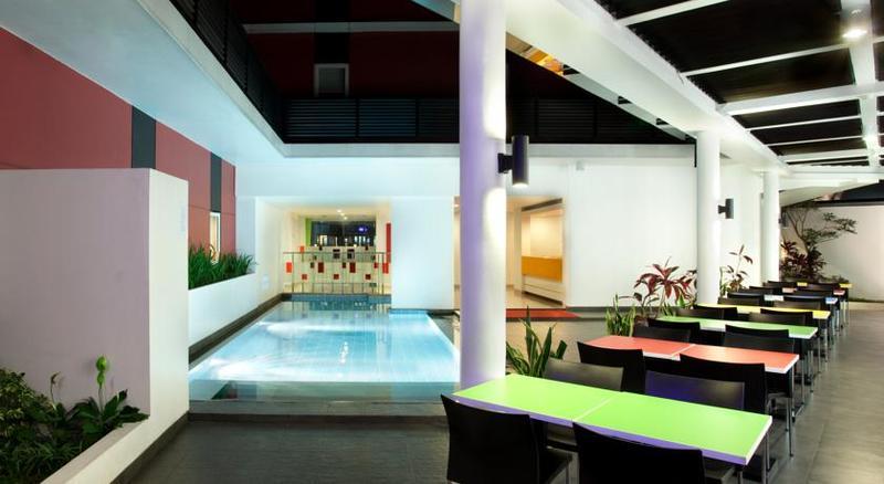 Amaris Hotel Cihampelas Bandung Eksteriør bilde